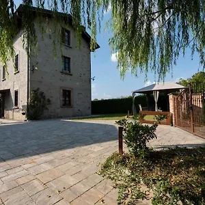  Vakantieboerderij Cascina Costa
